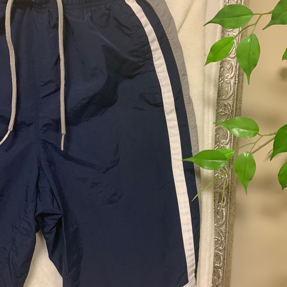 Nike shorts. - Picture 3 of 6